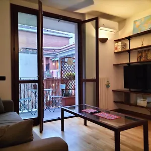 Appartamento Casa Atene, Milano